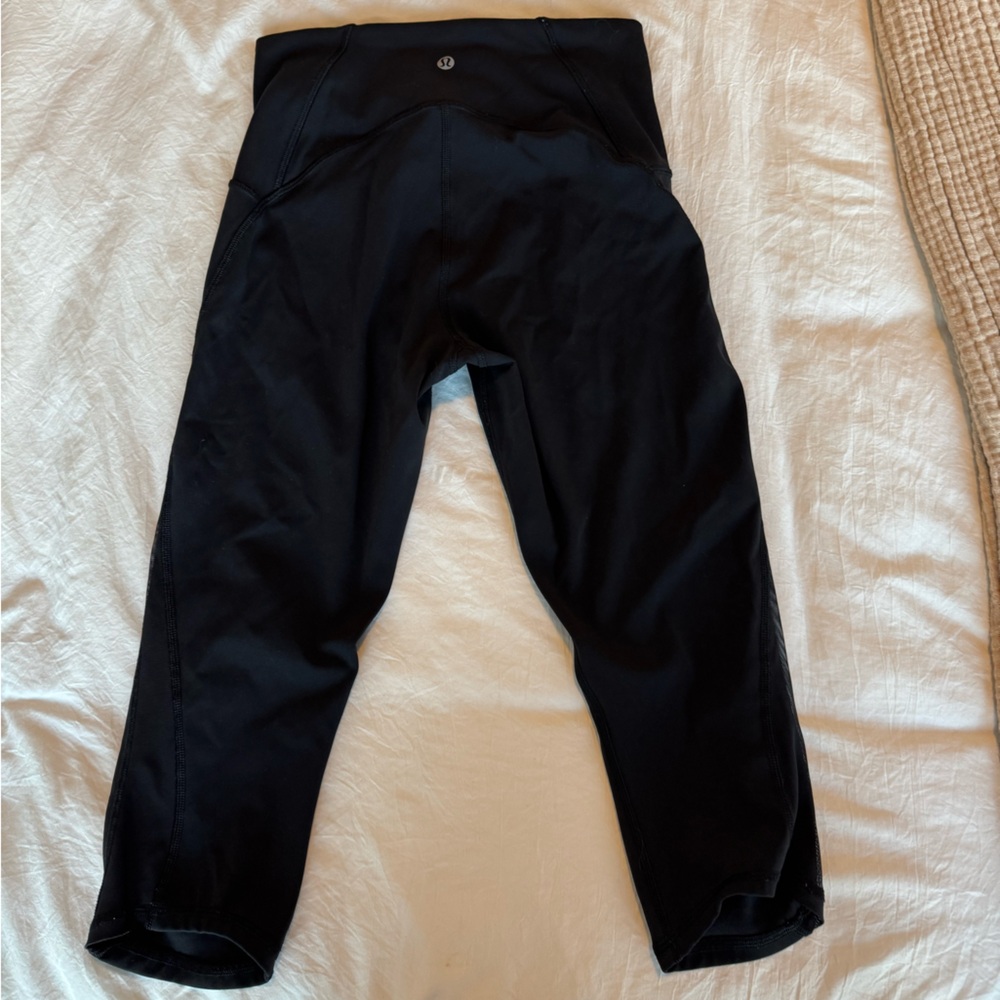 Cropped Lululemon Leggings with Mesh